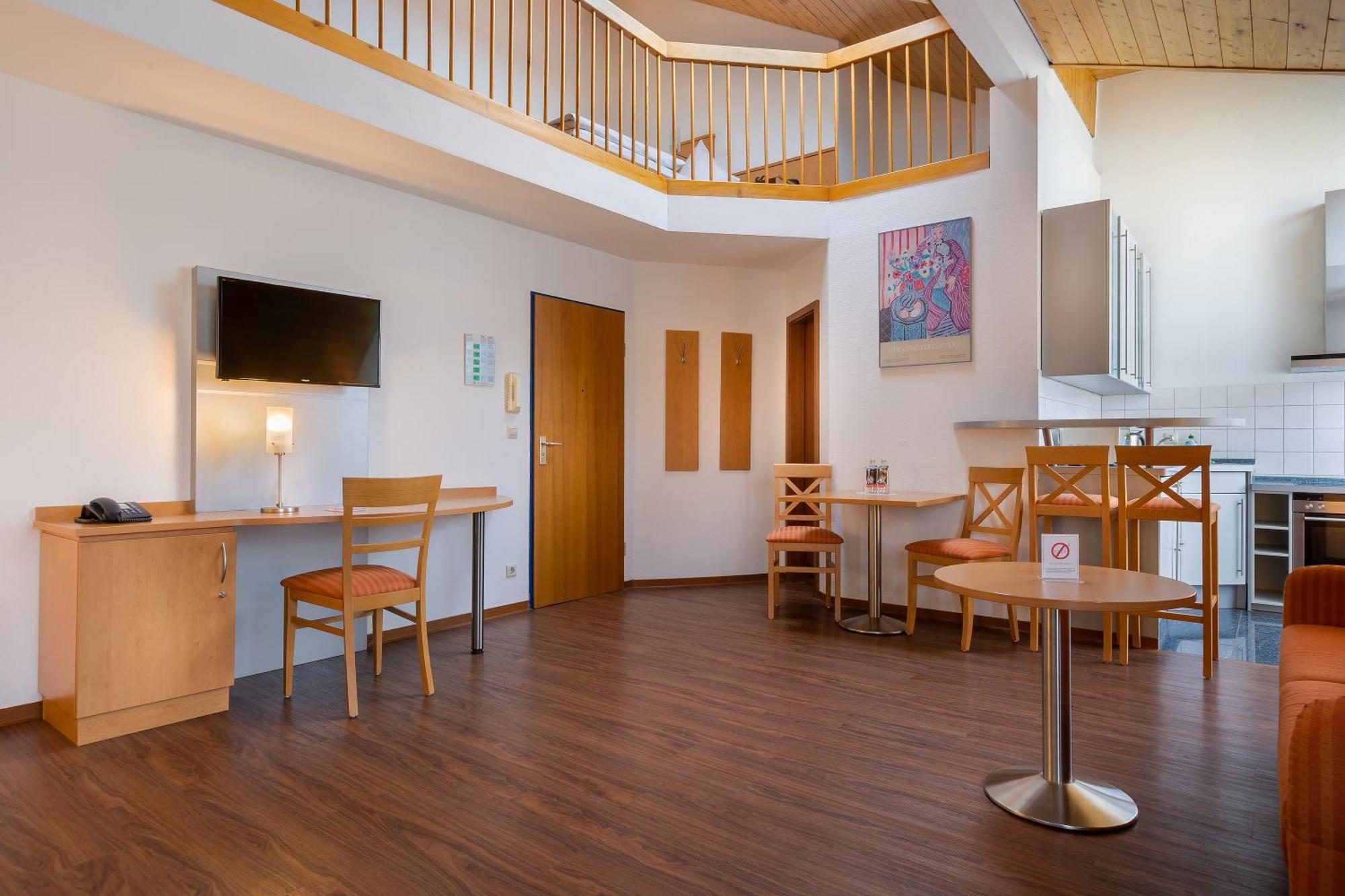 Acora Karlsruhe Zentrum Living The City ภายนอก รูปภาพ