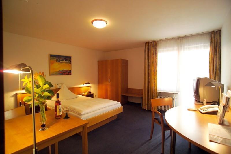 Acora Karlsruhe Zentrum Living The City ห้อง รูปภาพ