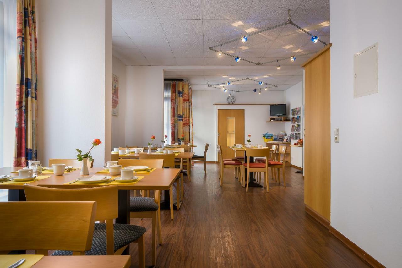 Acora Karlsruhe Zentrum Living The City ภายนอก รูปภาพ